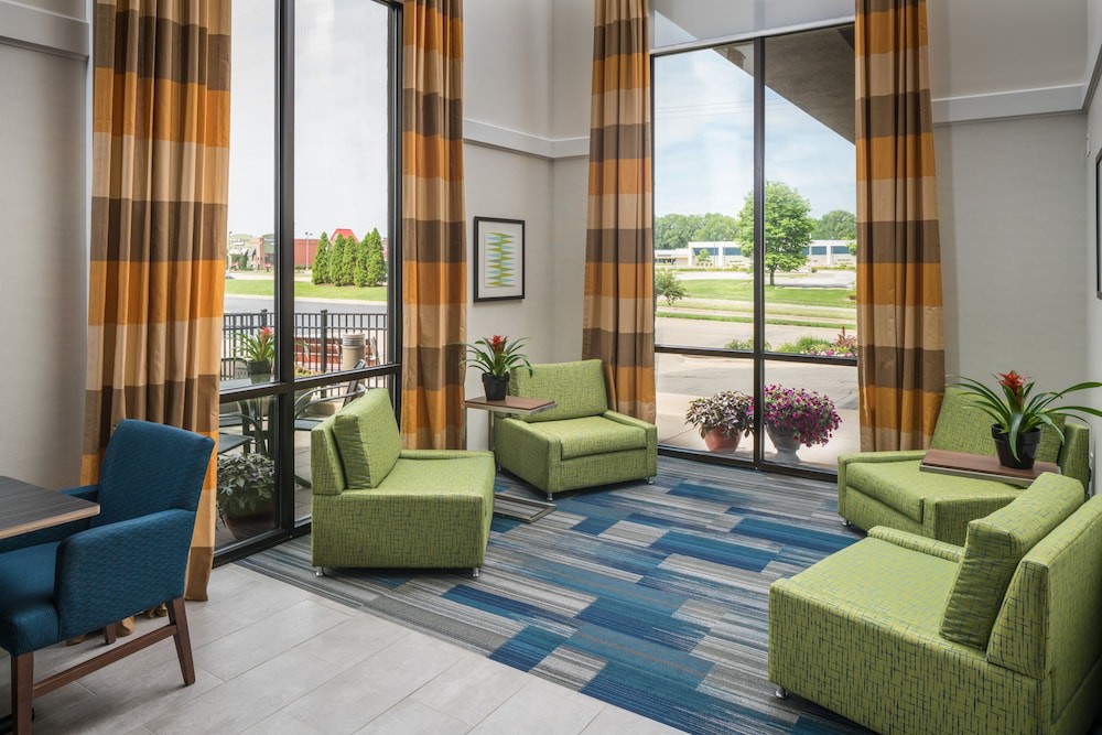 Holiday Inn Express Springfield, an IHG Hotel