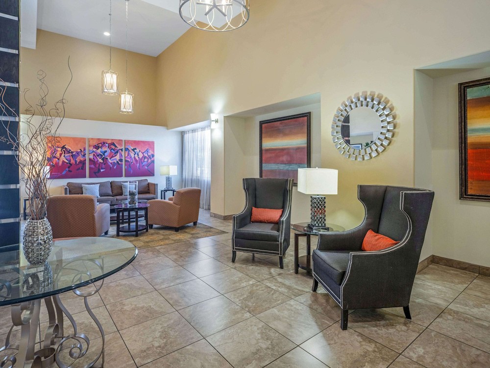 La Quinta Inn & Suites by Wyndham Tucson - Reid Park