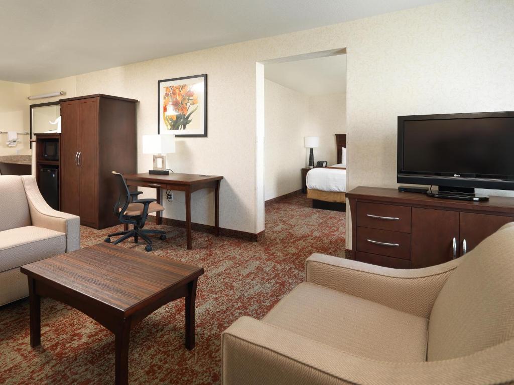 Crystal Inn Hotel & Suites Salt Lake City