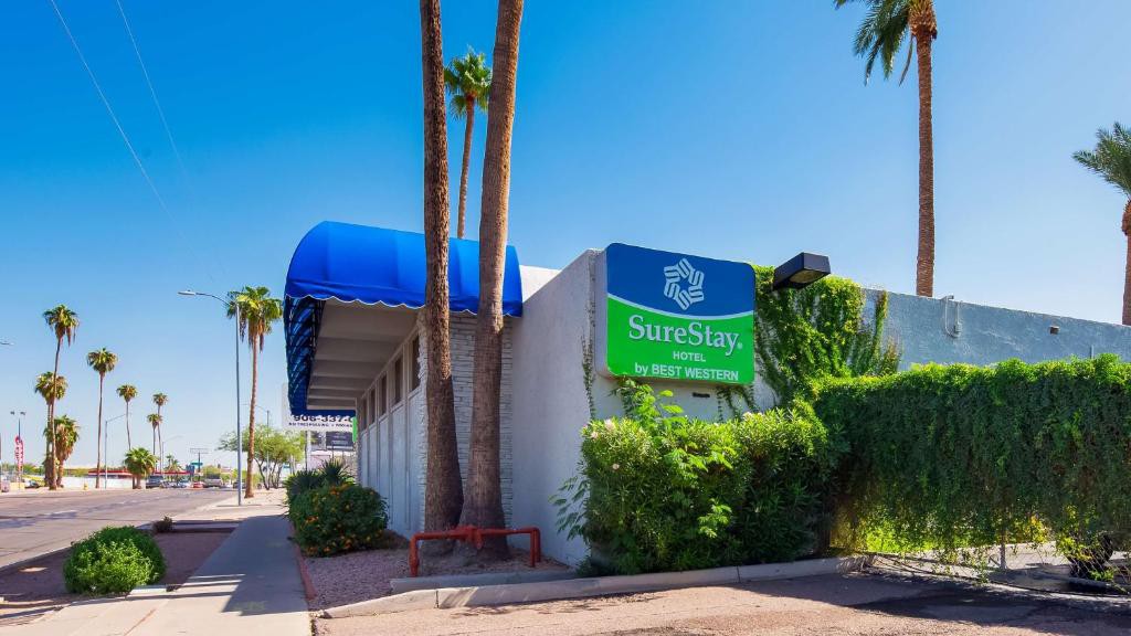 SureStay Hotel by Best Western Phoenix Airport