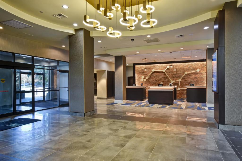 Embassy Suites by Hilton Montgomery Hotel & Conference Center