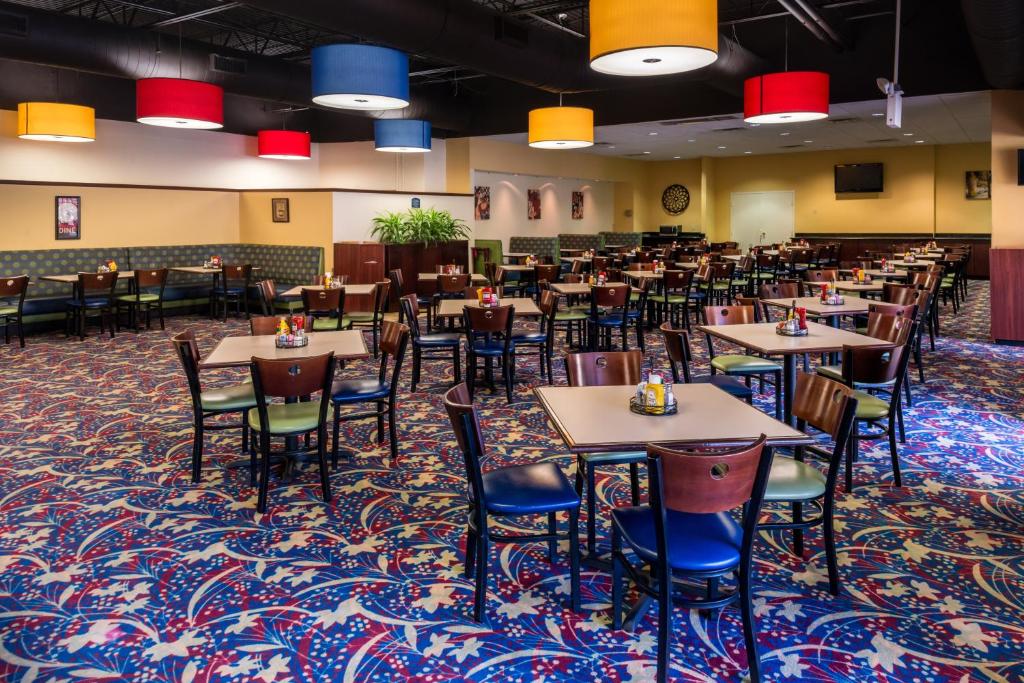 Holiday Inn & Suites Orlando SW - Celebration Area, an IHG Hotel