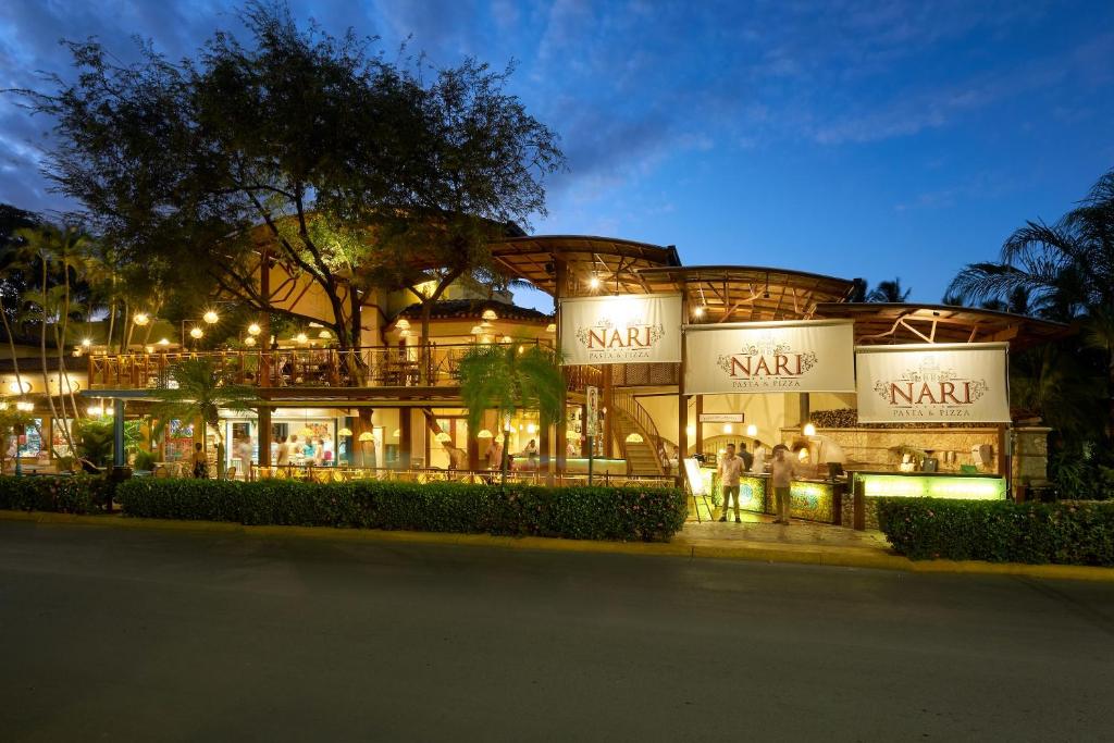 Hotel Tamarindo Diria