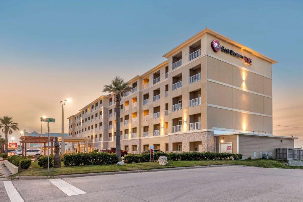 Best Western Plus Galveston Suites