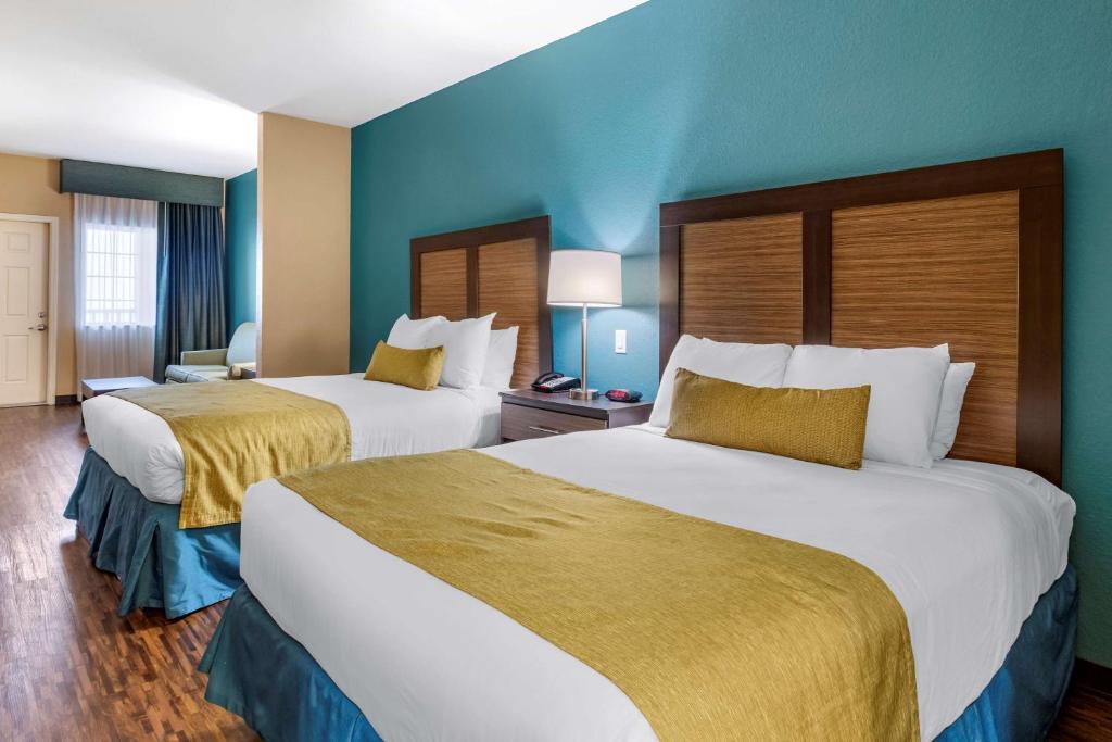 Best Western Plus Galveston Suites