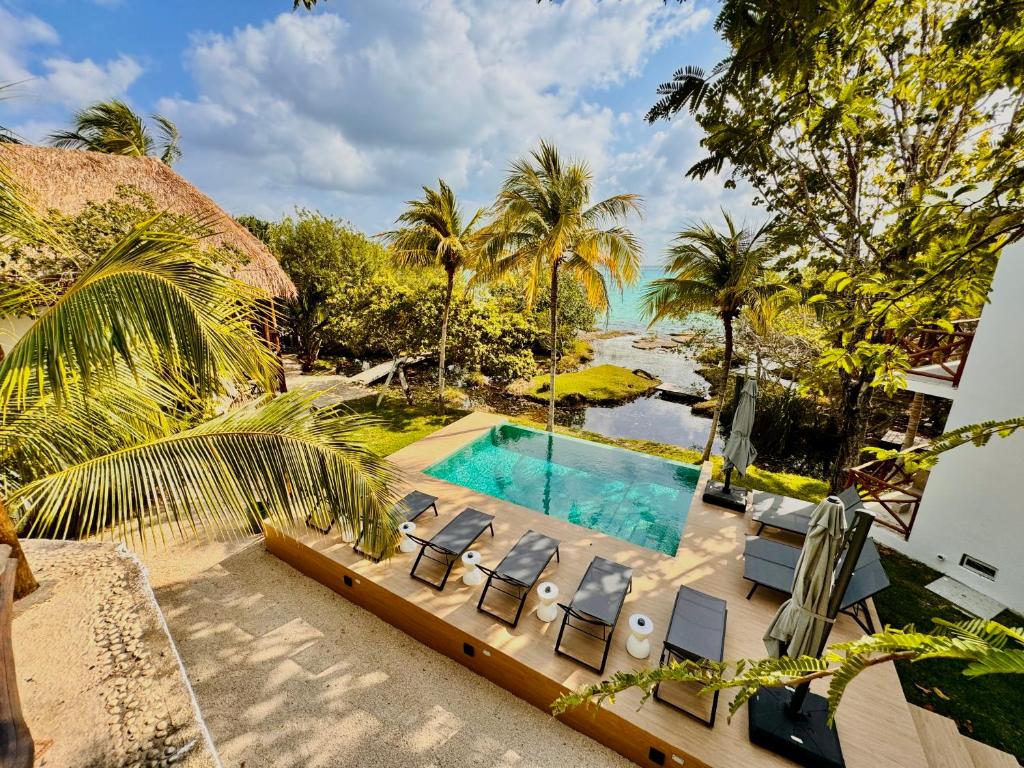 Azulea Bacalar Hotel & Spa - Lagoon Front