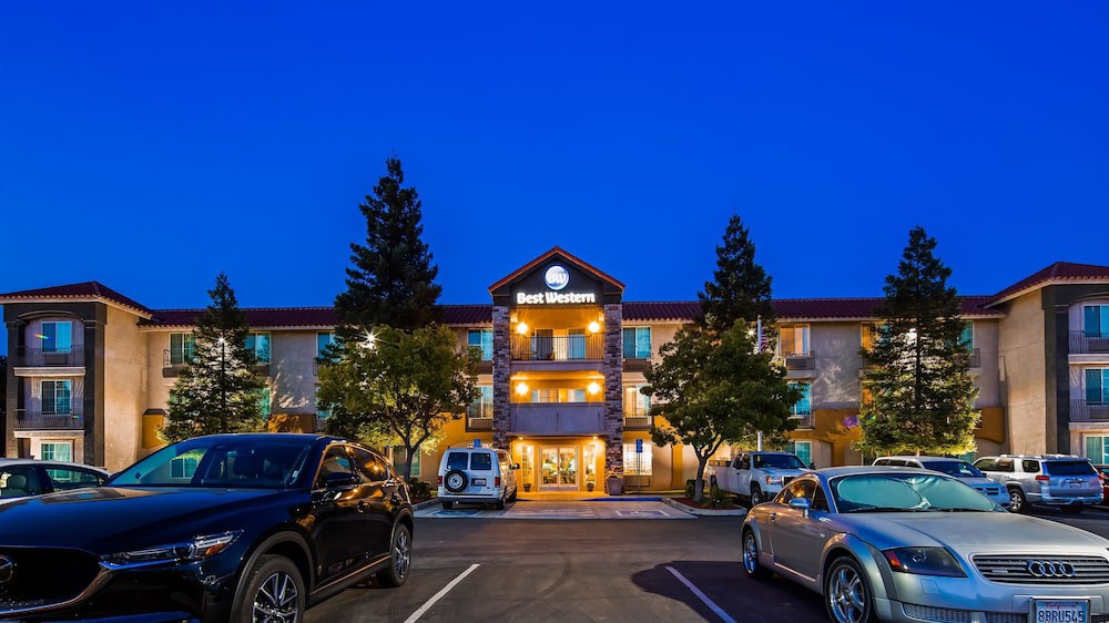 Best Western Visalia Hotel