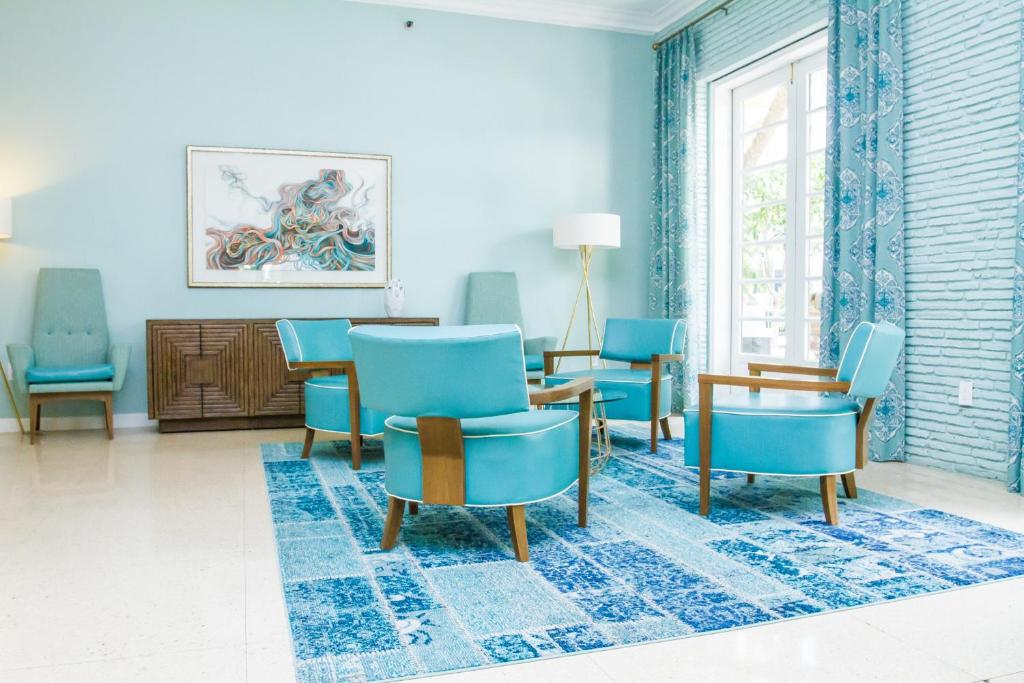 Dorchester Miami Beach Hotel & Suites