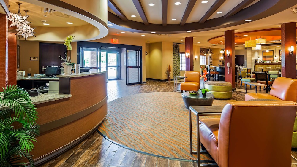 Best Western Plus Tupelo Inn & Suites