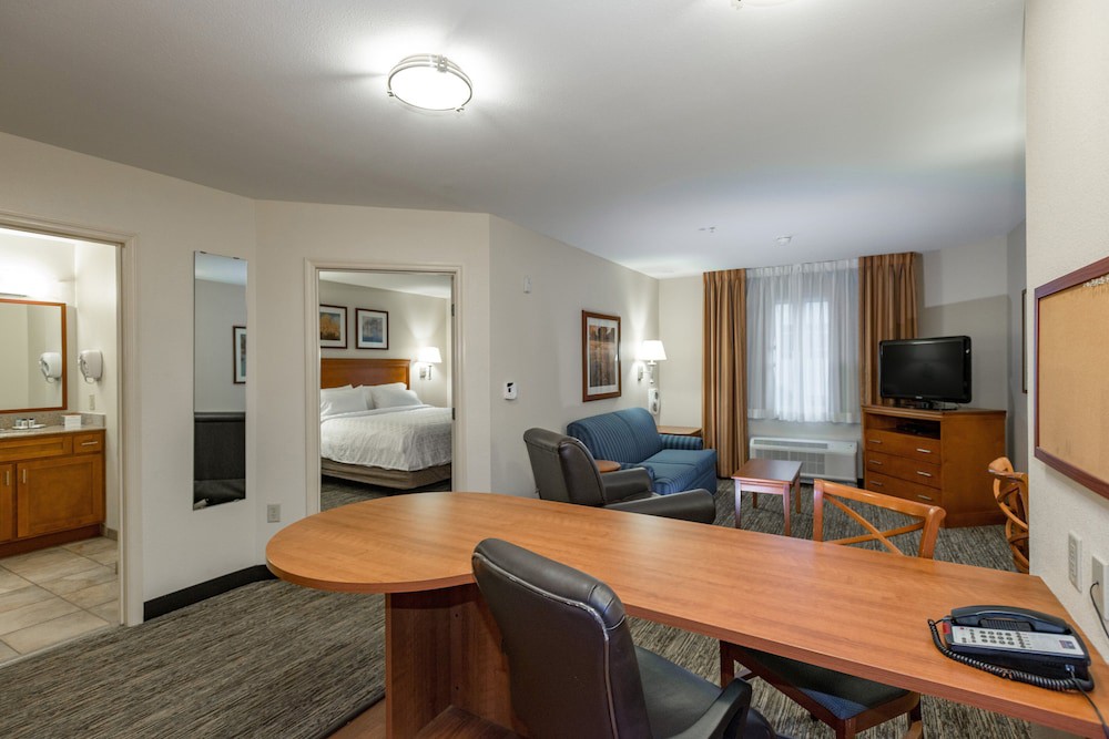 Candlewood Suites Downtown, an IHG Hotel