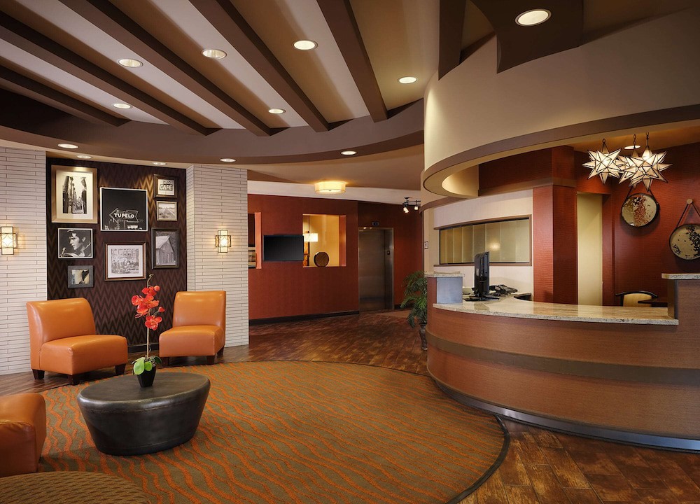 Best Western Plus Tupelo Inn & Suites