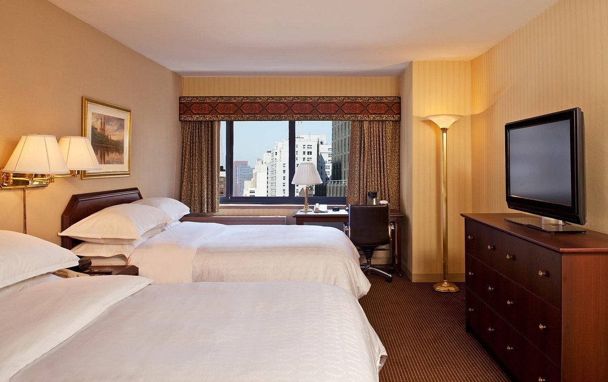 The Manhattan at Times Square Hotel