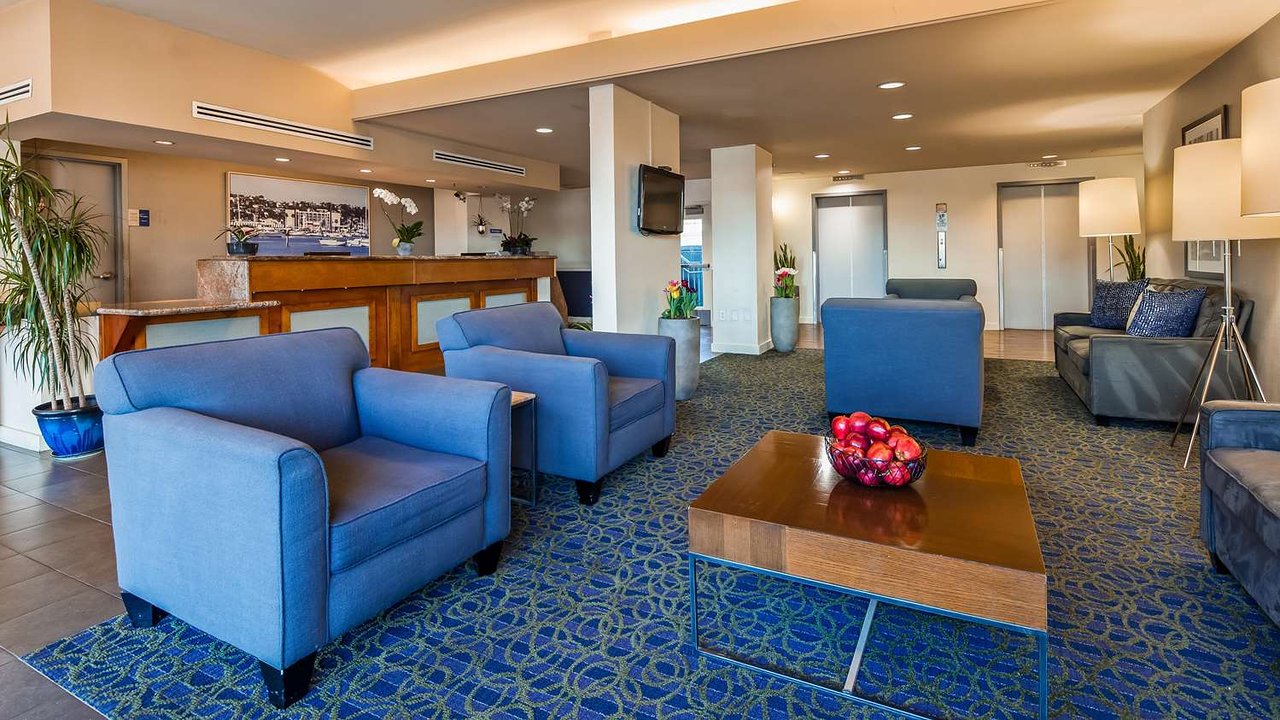 Best Western Yacht Harbor Hotel