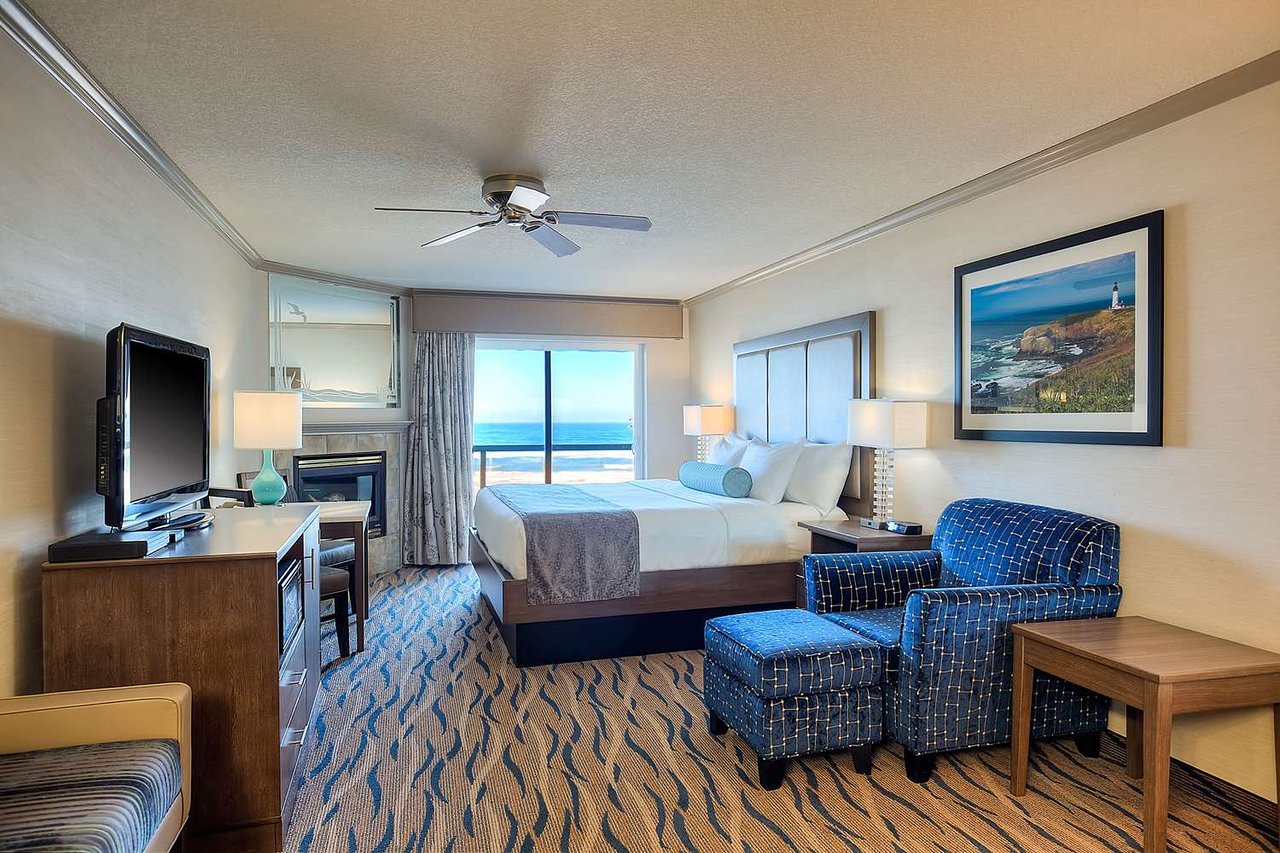 Elizabeth Oceanfront Suites