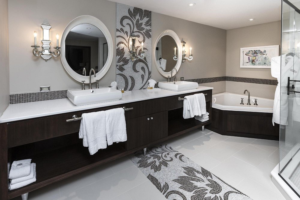 The Artesian Hotel – Sulphur