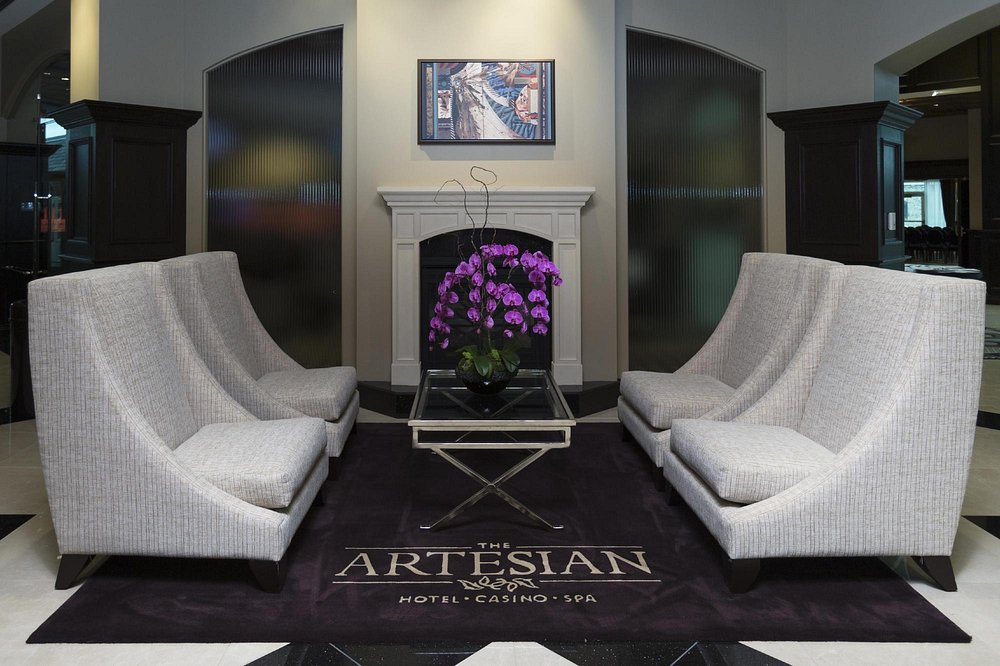 The Artesian Hotel – Sulphur