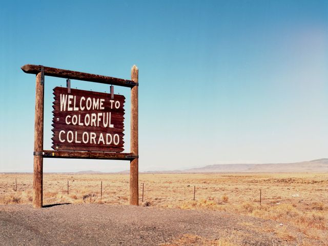 Sign Welcome to colorful Colorado