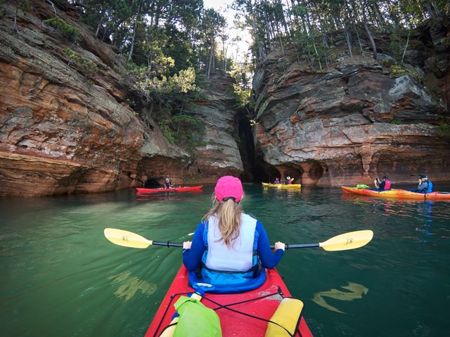 Bayfield, Wisconsin kayak tour