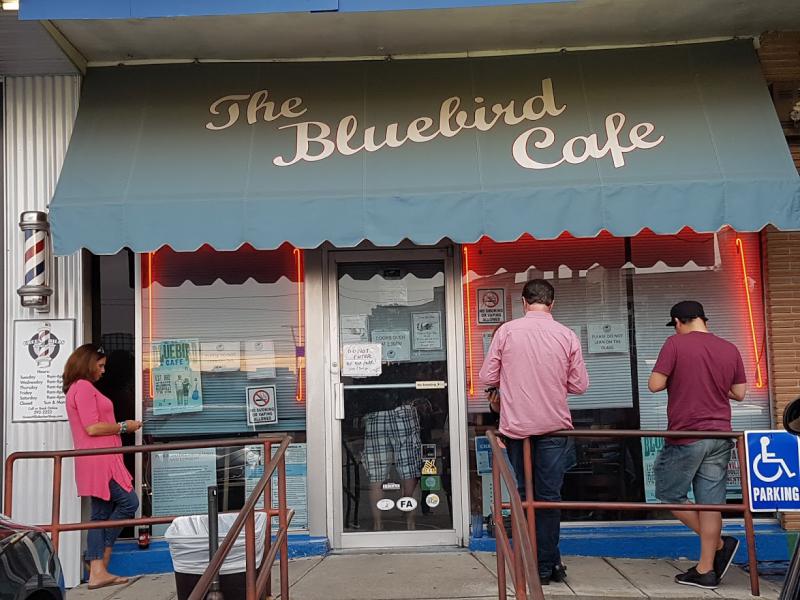 Sign Bluebird Café