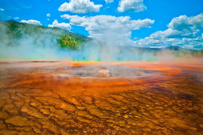 Grand Prismatic Spring Yellowstone PM8JR3X