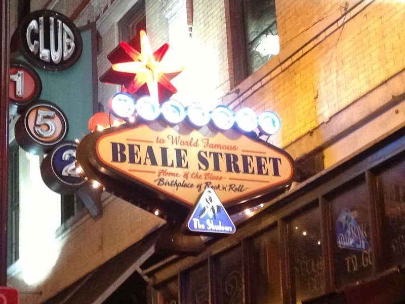 Beale Street-bord in Memphis