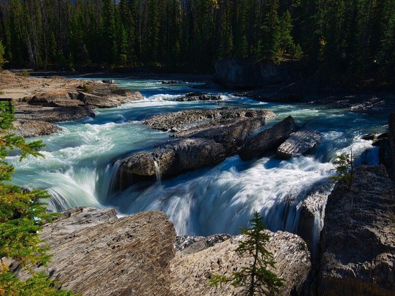 Natural Bridge of Kicking Horse River, Yoho National Park