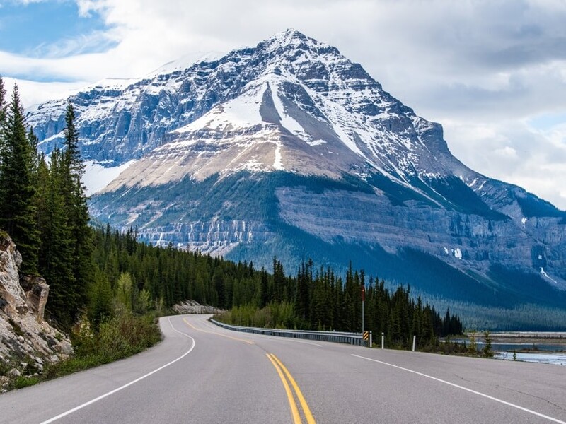 Weg naar banff national park, Canada