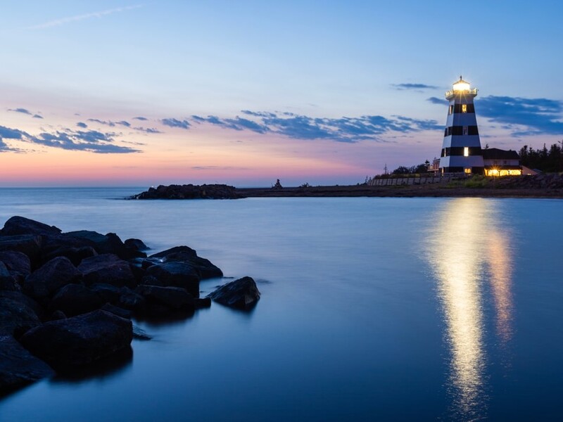 West Point Lighthouse Museum blauw uur