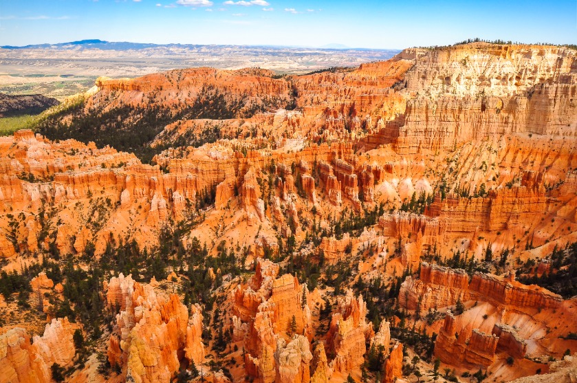 View of Bryce Canyon national park landscape before sunset, Utah