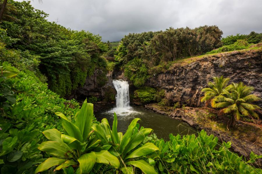 Waterfall op Hawaii