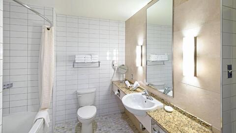 Le Square Phillips Hôtel & Suites badkamer