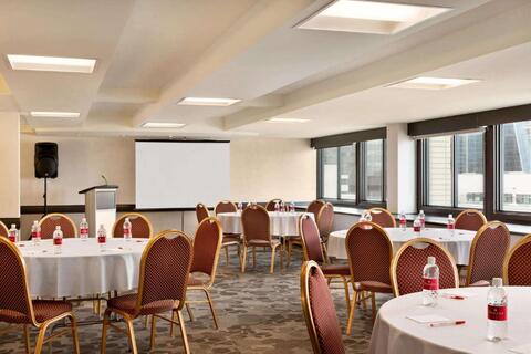 vergaderruimte Ramada Plaza by Wyndham Regina Downtown