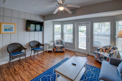 2 Bedroom Living Room