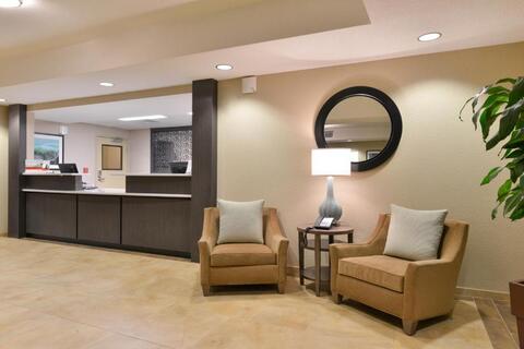 lobby Candlewood Suites Casper