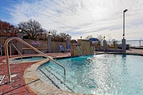 Holiday Inn Express Hotel & Suites Graham by IHG