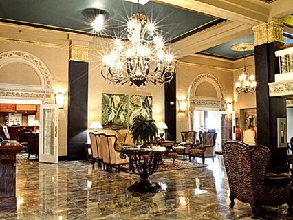 lobby Grant Hall Hotel