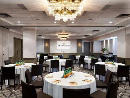 diner zaal Prince George Hotel