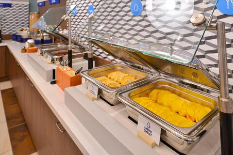 Holiday Inn Express & Suites - Moose Jaw by IHG