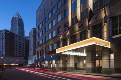 buitenaanzicht The Ritz-Carlton, Cleveland