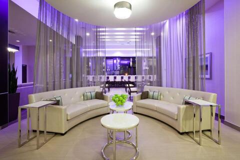 hotelkamer The Hollis Halifax a DoubleTree Suites by Hilton Hotel