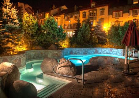 Homewood Suites by Hilton Mont-Tremblant Resort zwembad