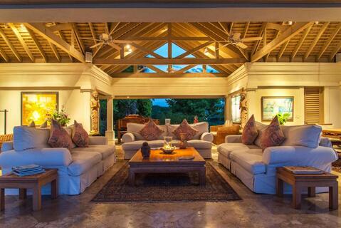 deluxe villa Silent Waters Villa