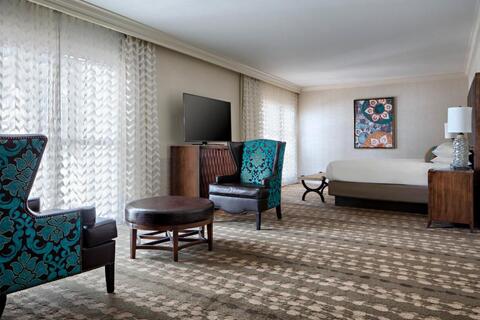 Deluxe suite met kingsize bed The Gaylord Texan – Grapevine
