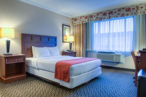 Four Points by Sheraton Windsor Downtown