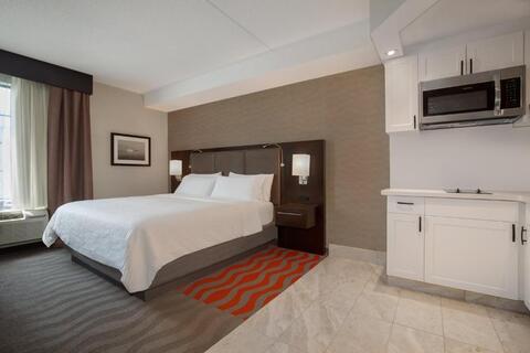 Holiday Inn Express Hotel & Suites Barrie by IHG