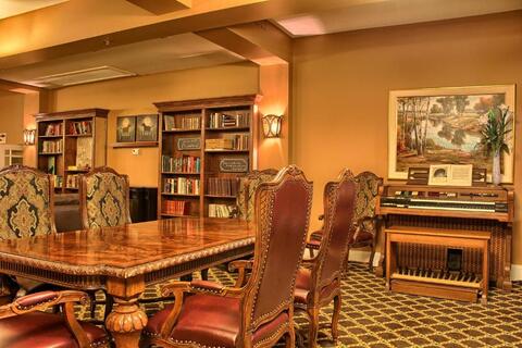 lobby Grant Hall Hotel