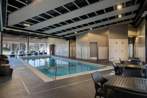 spa/zwembad TownePlace Suites by Marriott Saskatoon