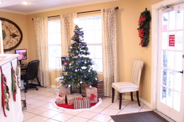 lobby Gazebo Inn