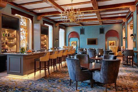 lobby/bar The Hotel Saskatchewan, Autograph Collection