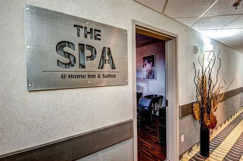 the spa Home Inn and Suites Regina Airport